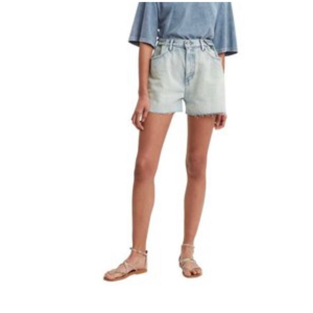Levis Made and crafted cinched tab shorts